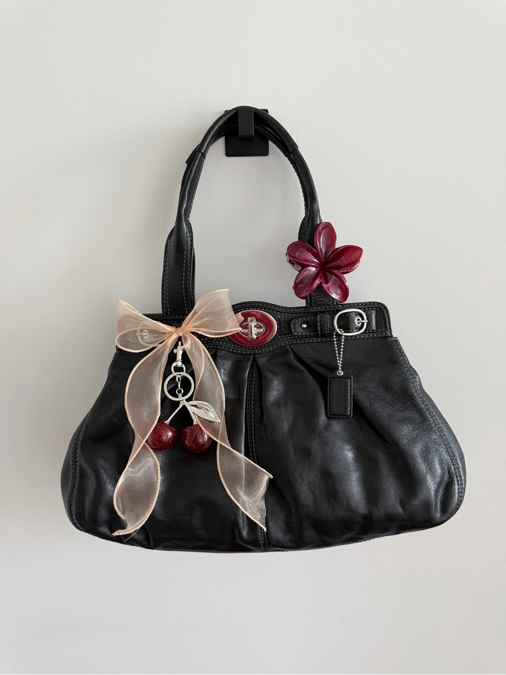 Vintage Coach Black Leather Garnet Shoulder Bag
